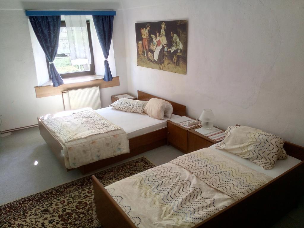 Guesthouse Veles Slovenska Bistrica Exterior foto