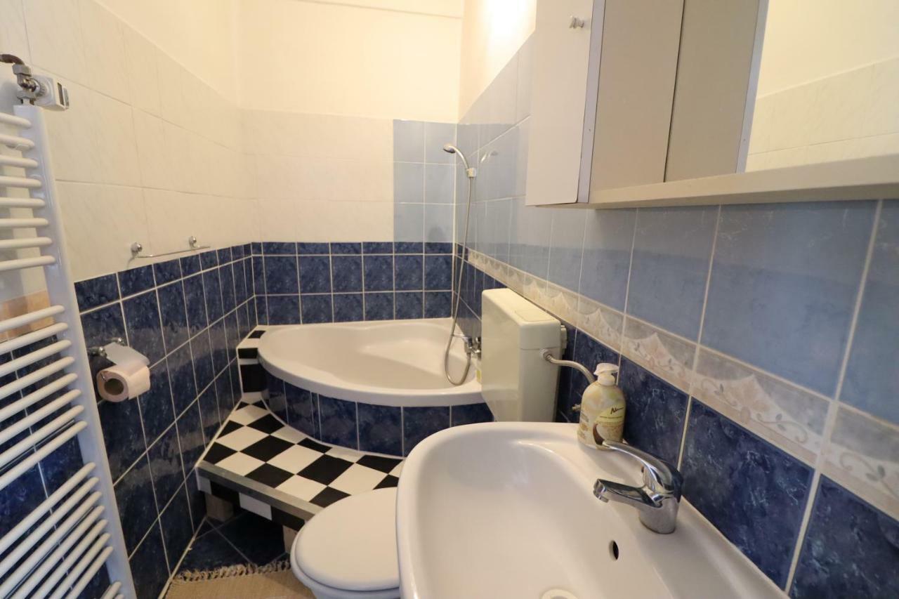Guesthouse Veles Slovenska Bistrica Exterior foto